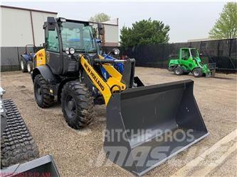 New Holland W80C Chargeuse sur pneus