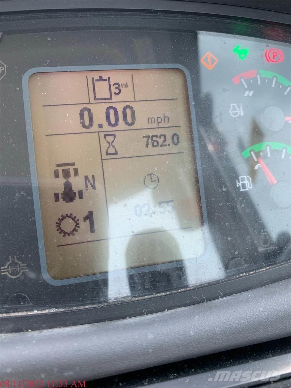New Holland W80C Chargeuse sur pneus