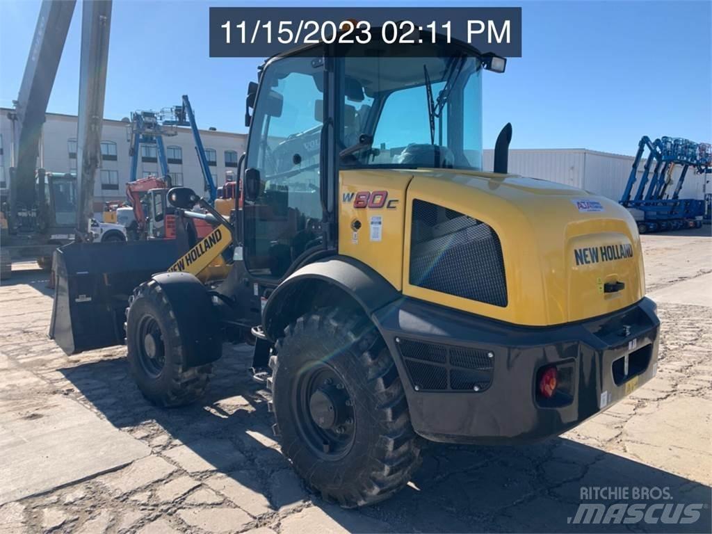 New Holland W80C Chargeuse sur pneus