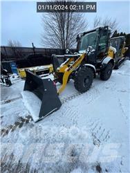 New Holland W80C Chargeuse sur pneus