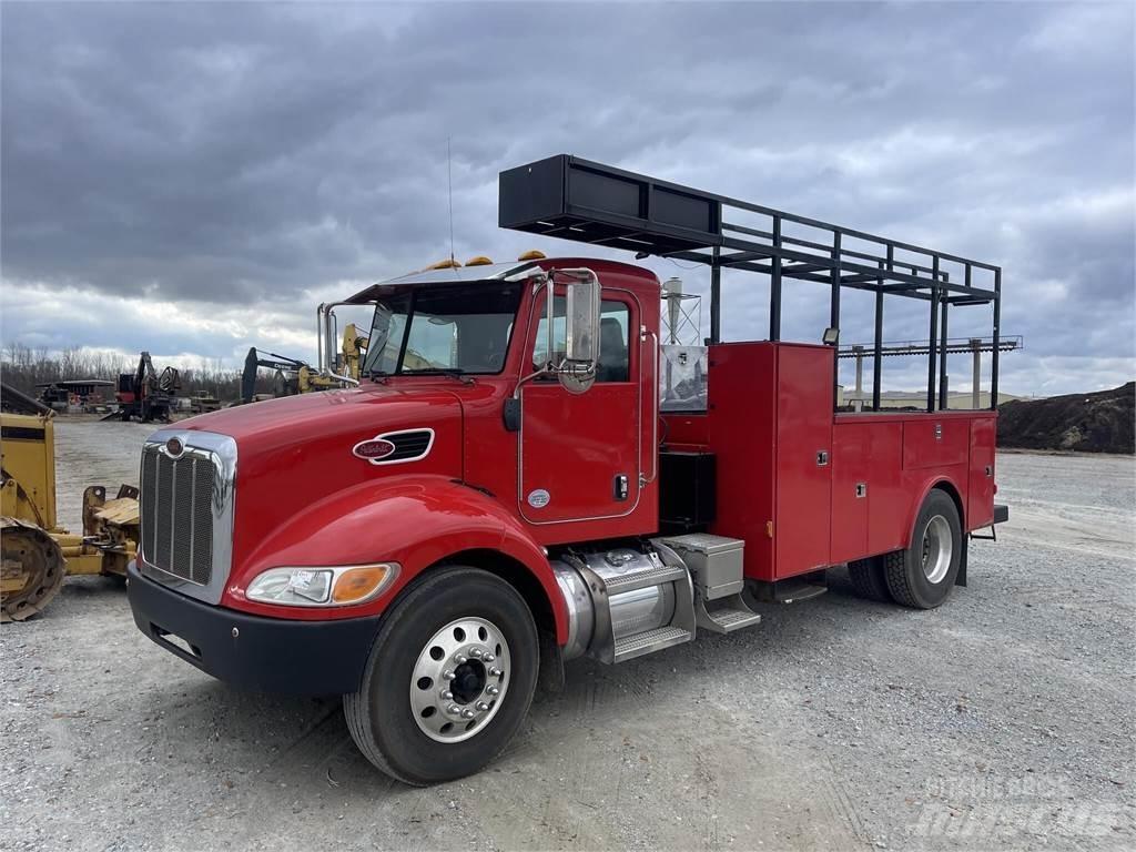 Peterbilt 337 Camions et véhicules municipaux
