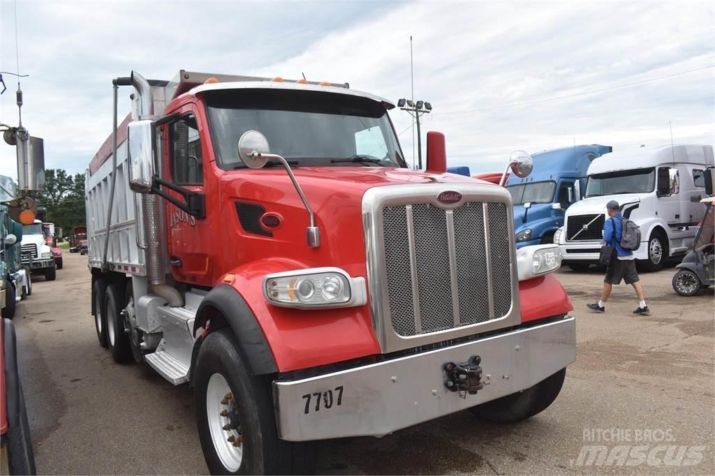 Peterbilt 567 Camion benne