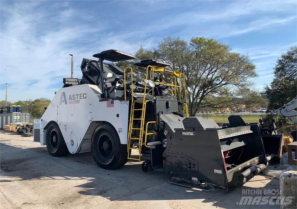 Roadtec SB3000 Véhicules de transport de matériaux
