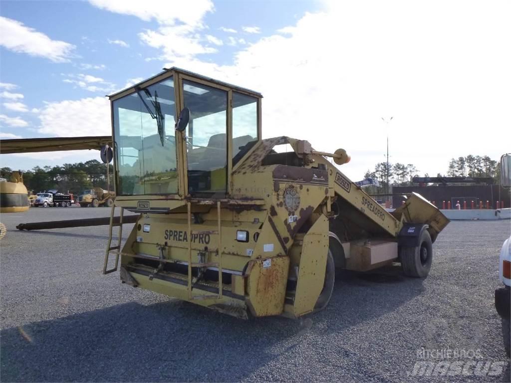 Rosco SPREADPRO Véhicules de transport de matériaux