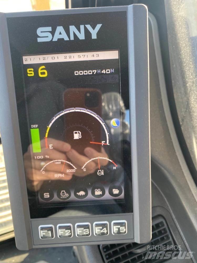 Sany SY225C Pelle sur chenilles