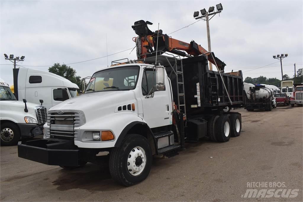 Sterling ACTERRA Camion plateau ridelle avec grue