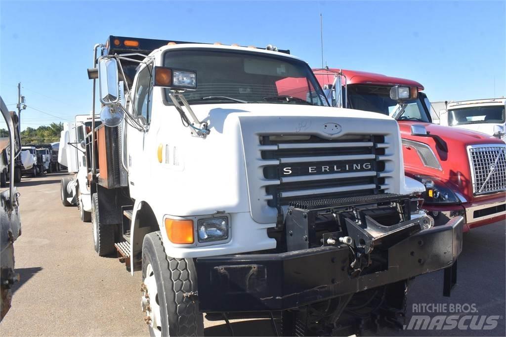 Sterling L7500 Camion benne