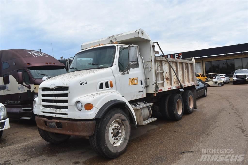 Sterling L7500 Camion benne