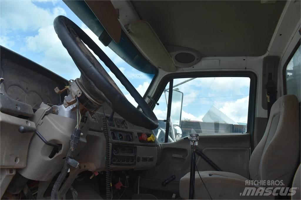 Sterling L9500 Camion benne