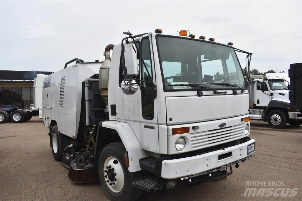 Sterling SC8000 Camion balayeur
