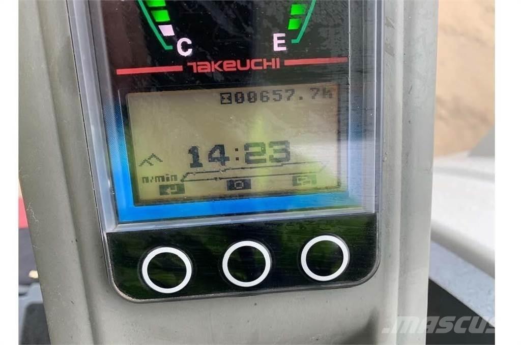 Takeuchi TB250-2 Mini pelle < 7t