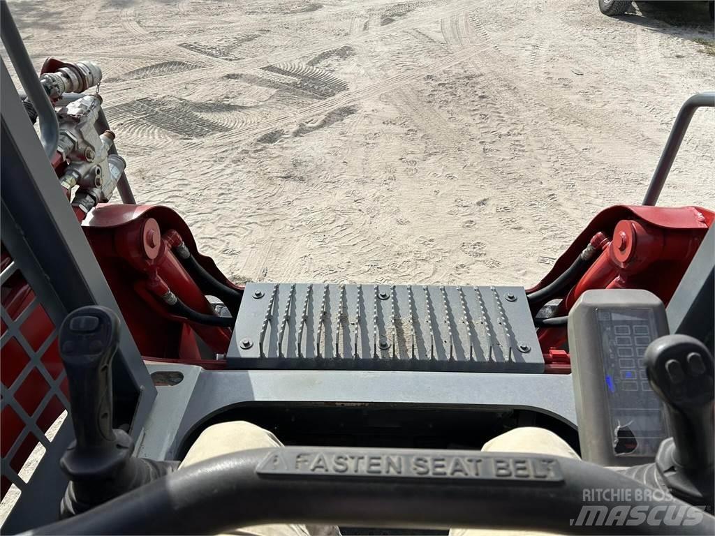 Takeuchi TL8 Chargeuse compacte