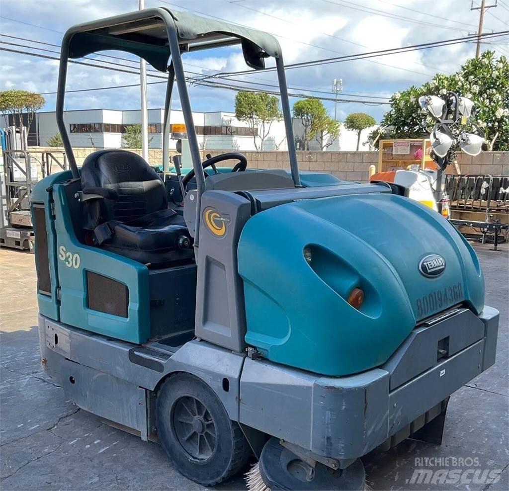 Tennant S30 Balayeuse / Autolaveuse
