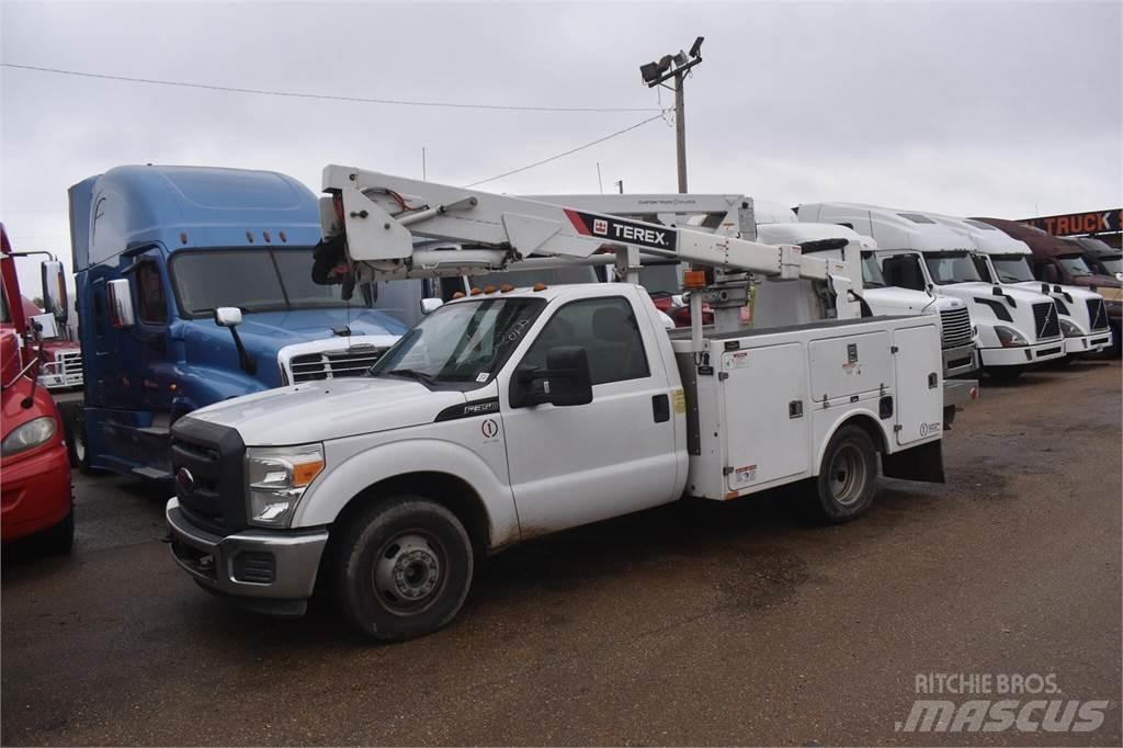 Terex LT38 Camion nacelle