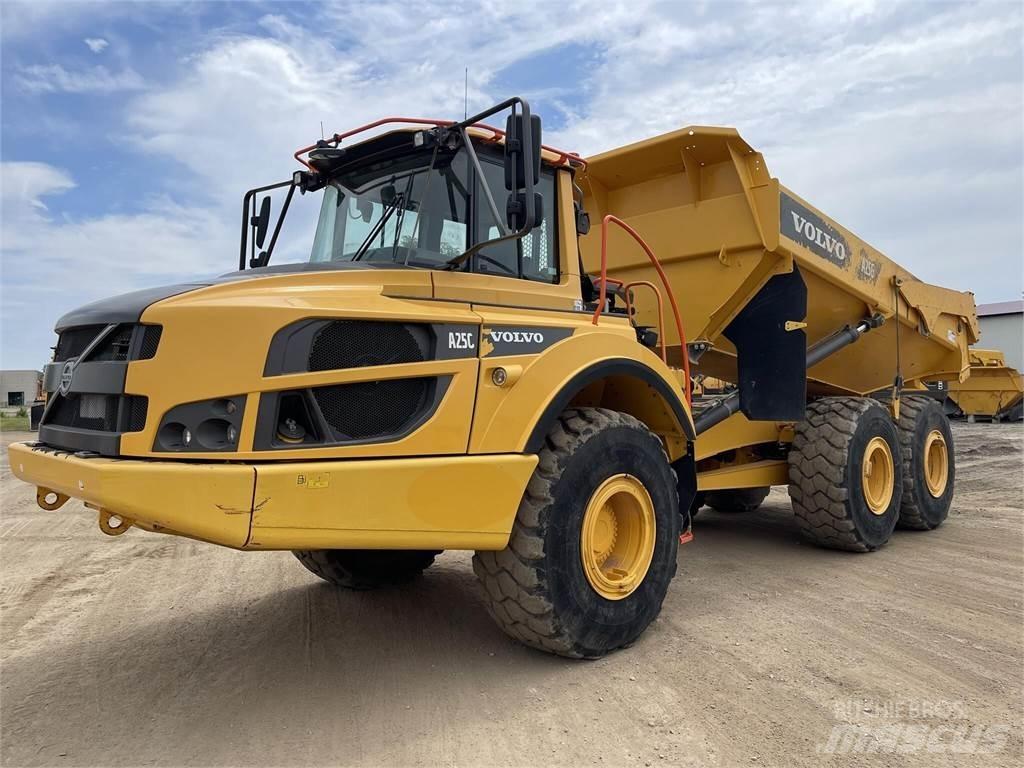 Volvo A25G Tombereau articulé