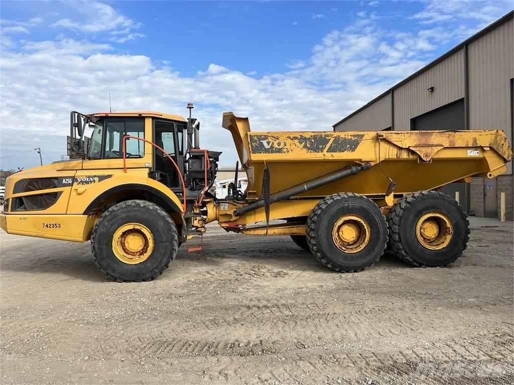 Volvo A25G Tombereau articulé