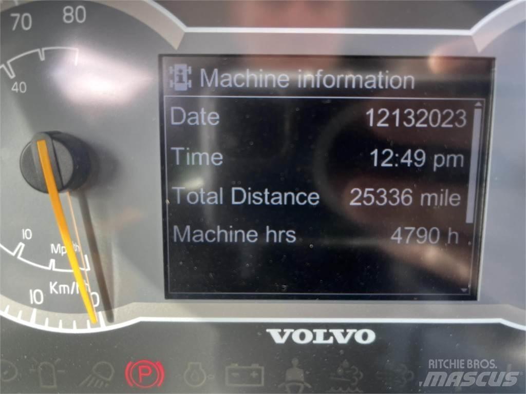 Volvo A25G Tombereau articulé