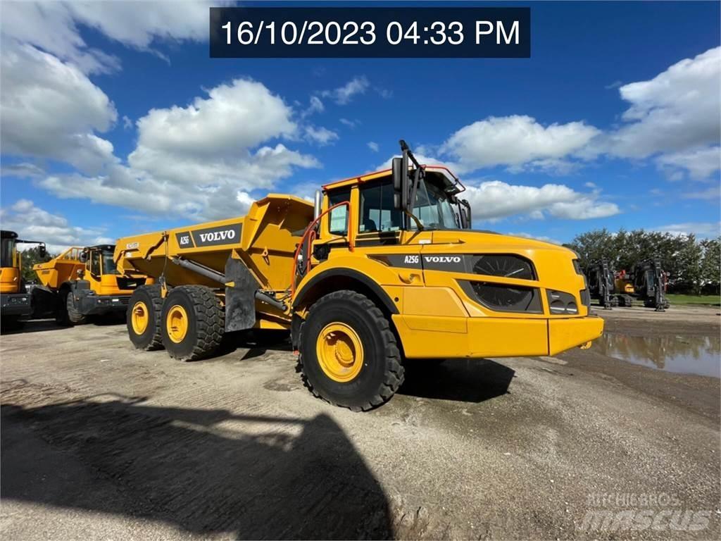 Volvo A25G Tombereau articulé