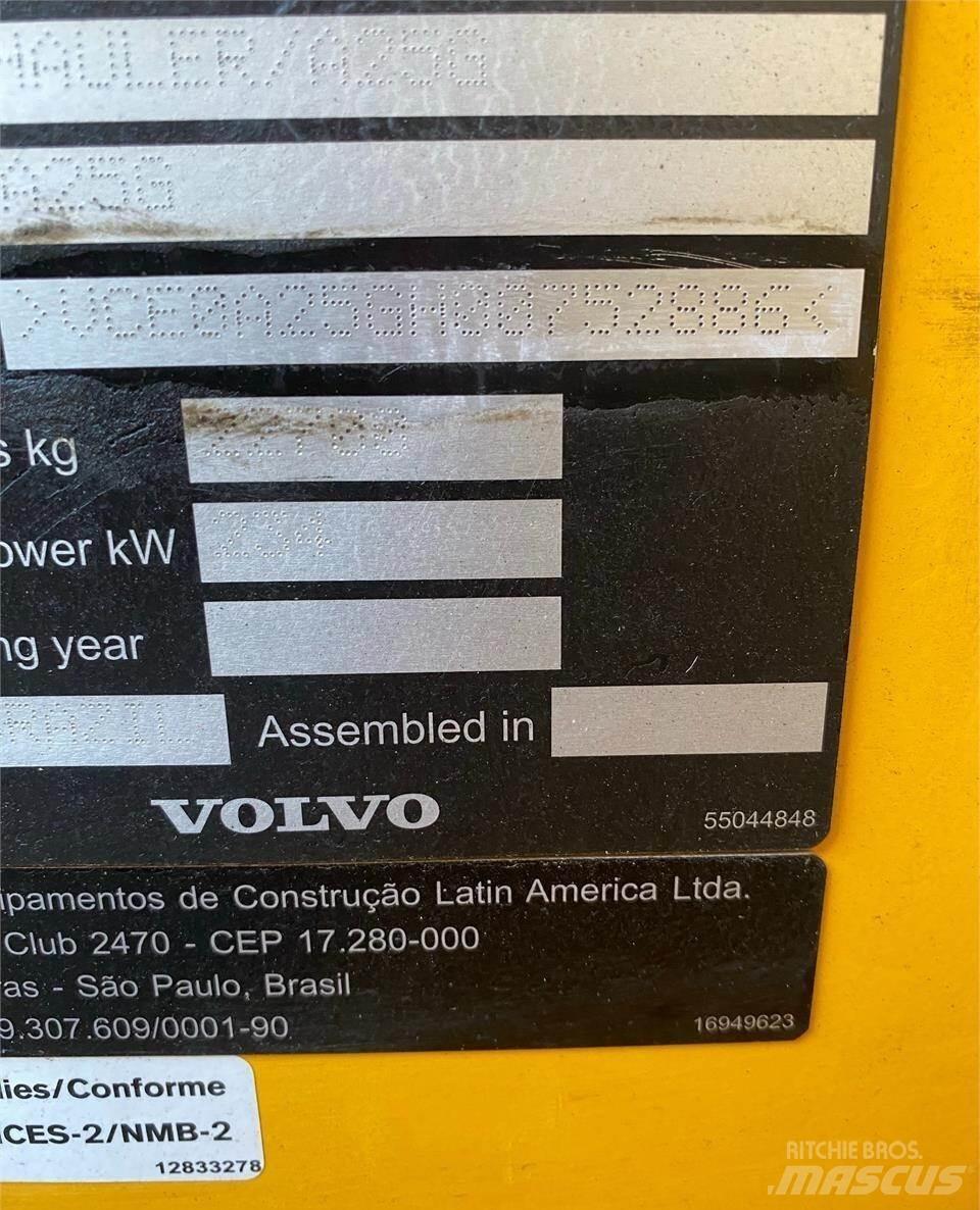Volvo A25G Tombereau articulé