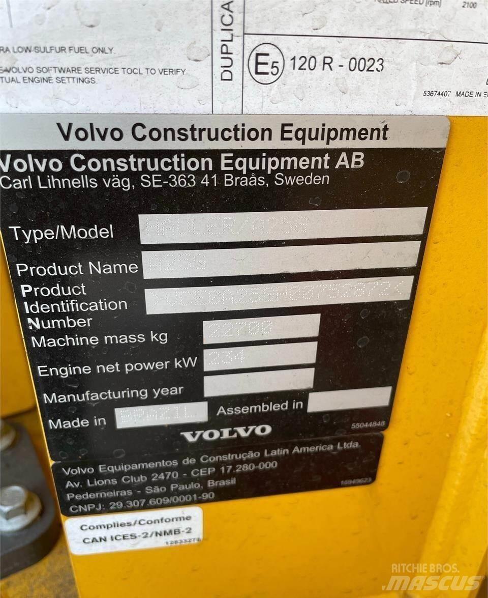 Volvo A25G Tombereau articulé