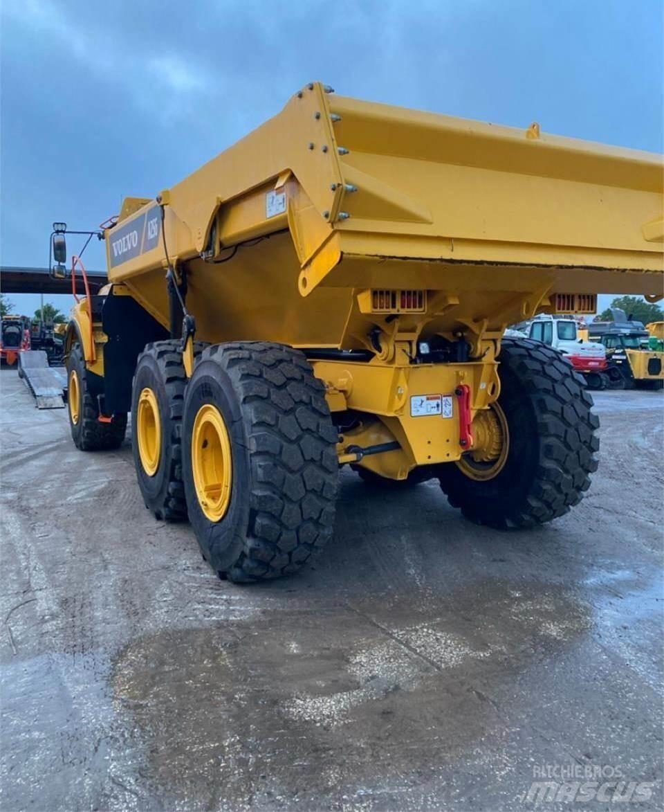 Volvo A25G Tombereau articulé