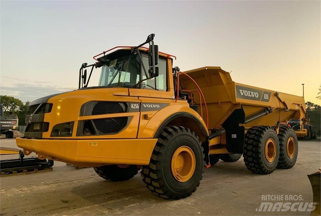 Volvo A25G Tombereau articulé