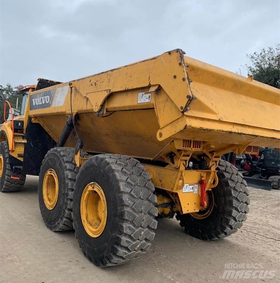 Volvo A25G Tombereau articulé