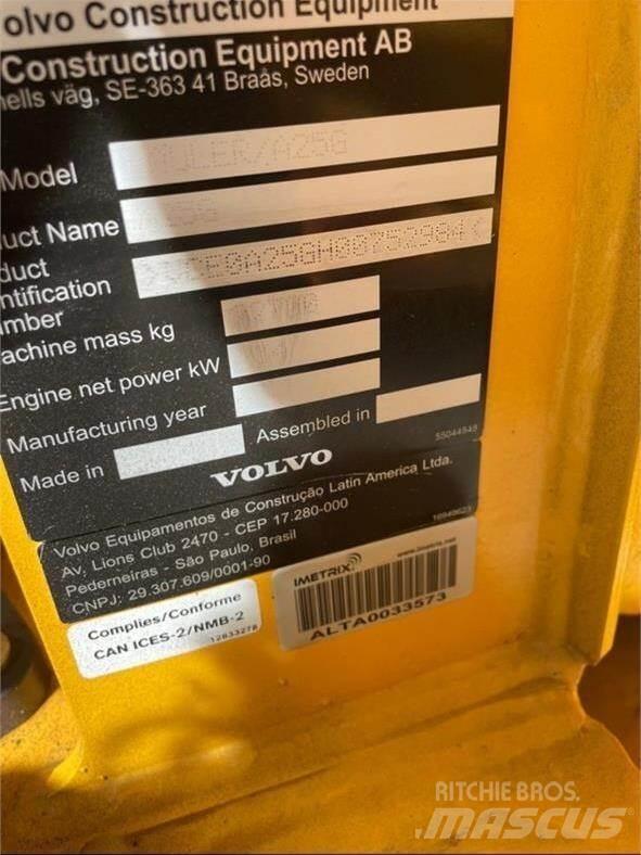Volvo A25G Tombereau articulé