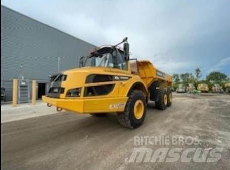 Volvo A25G Tombereau articulé