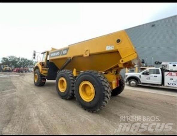 Volvo A25G Tombereau articulé