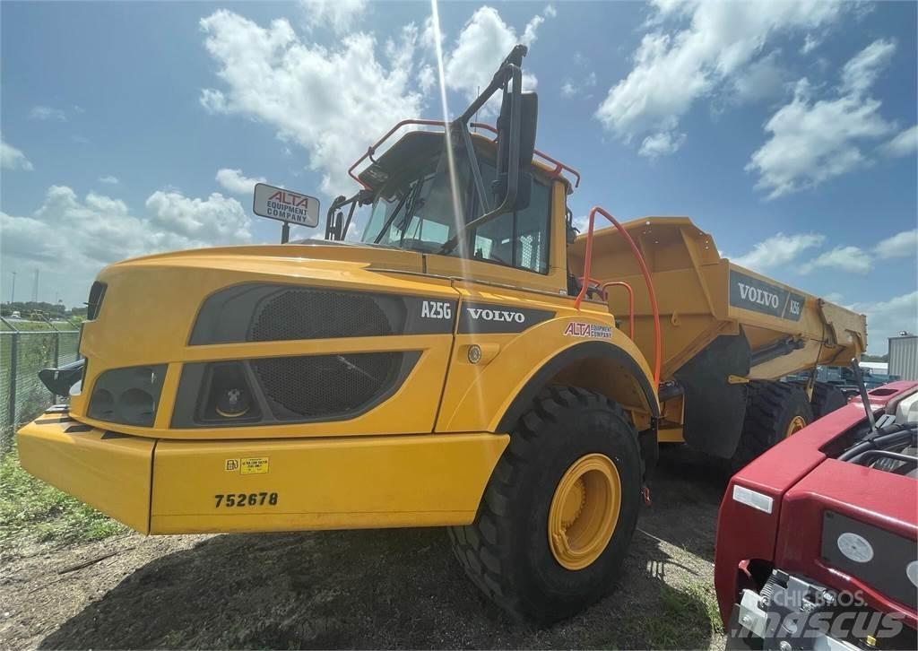 Volvo A25G Tombereau articulé