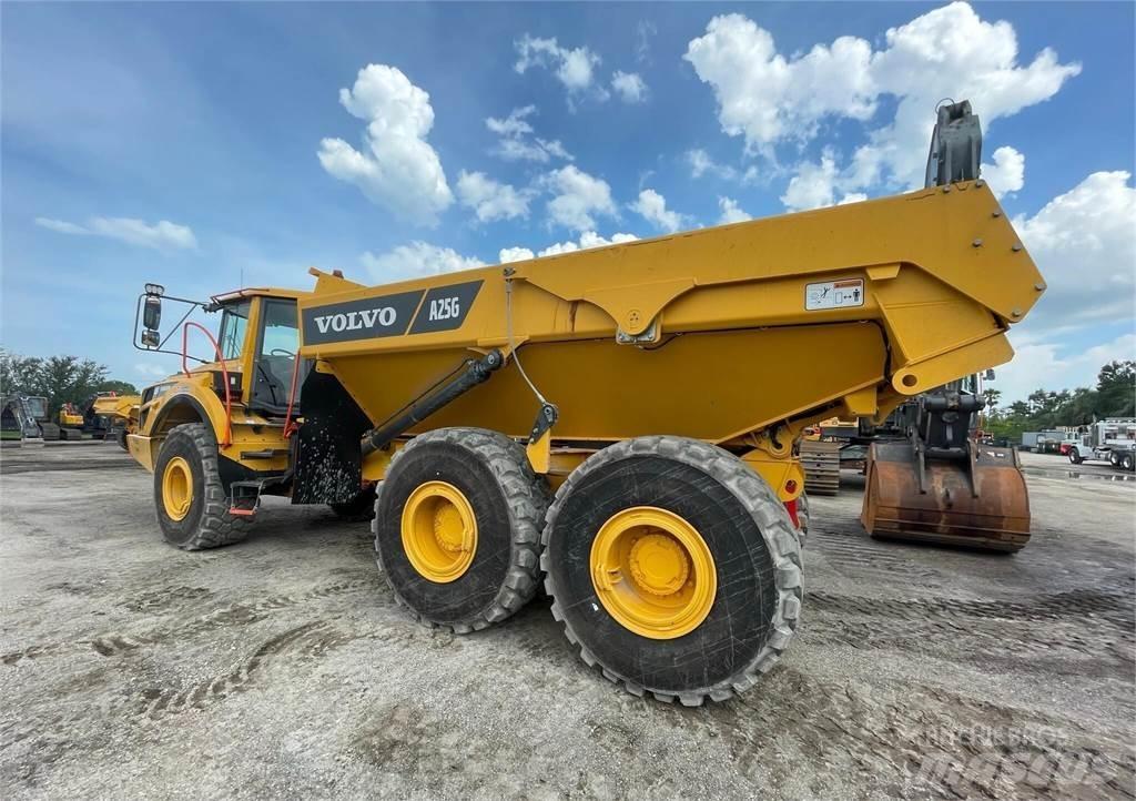 Volvo A25G Tombereau articulé