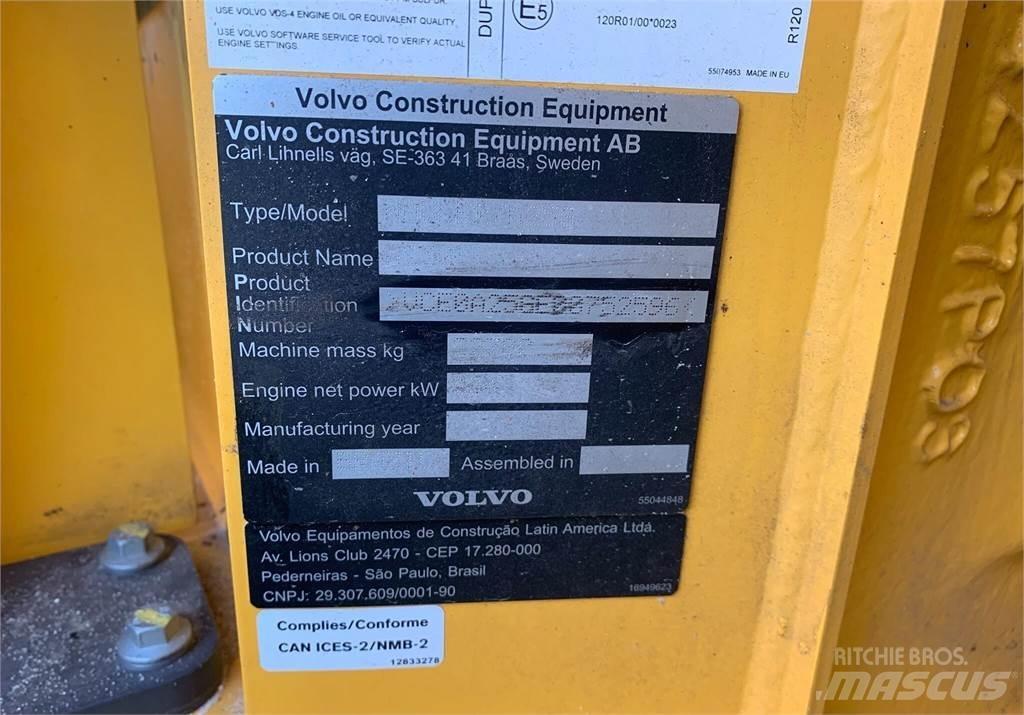 Volvo A25G Tombereau articulé