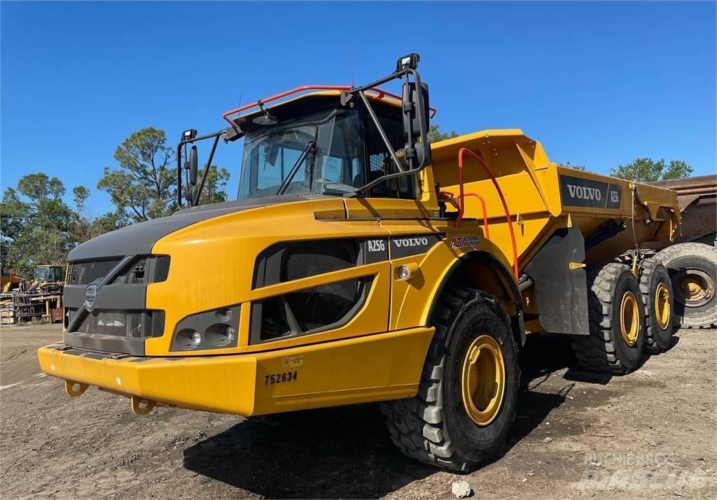Volvo A25G Tombereau articulé