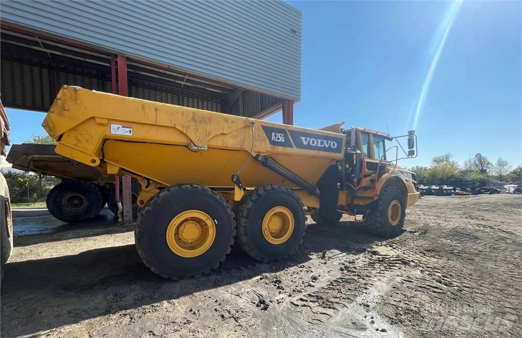 Volvo A25G Tombereau articulé