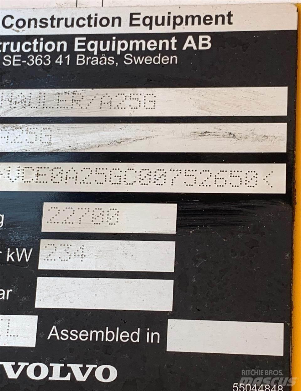 Volvo A25G Tombereau articulé