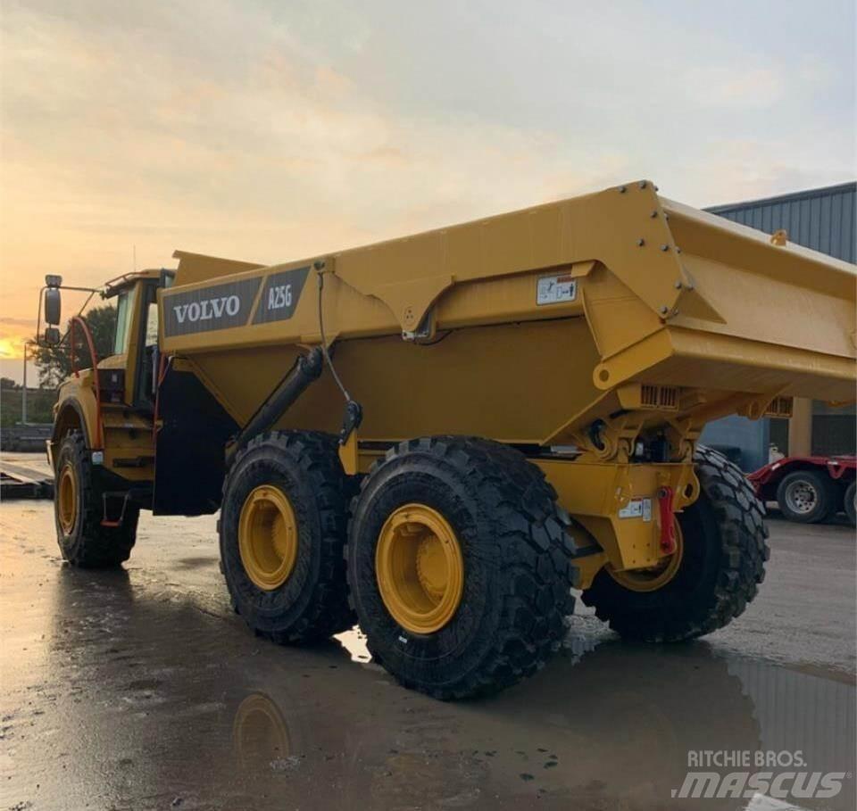 Volvo A25G Tombereau articulé