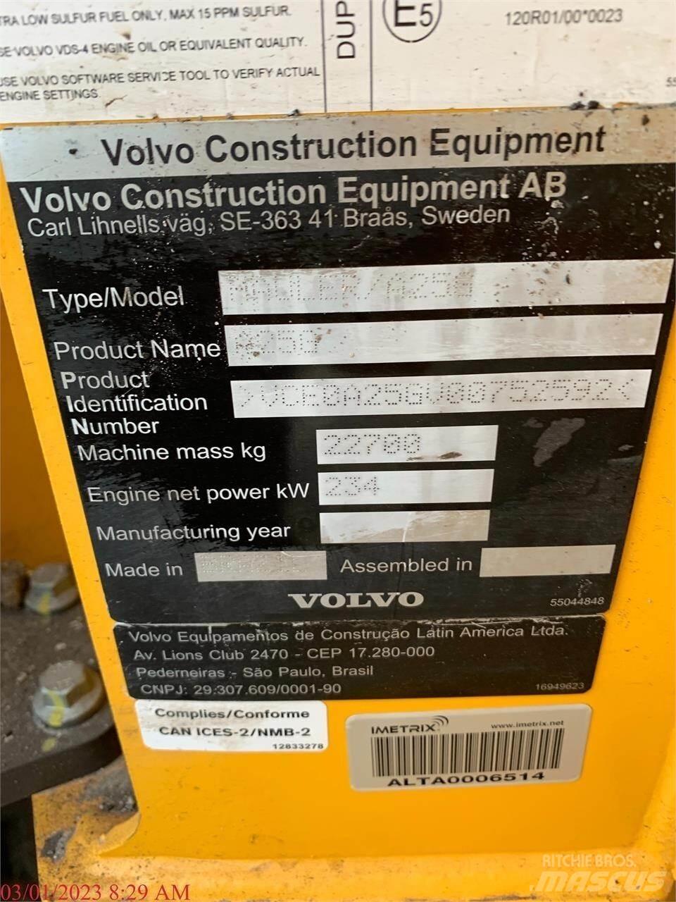 Volvo A25G Tombereau articulé