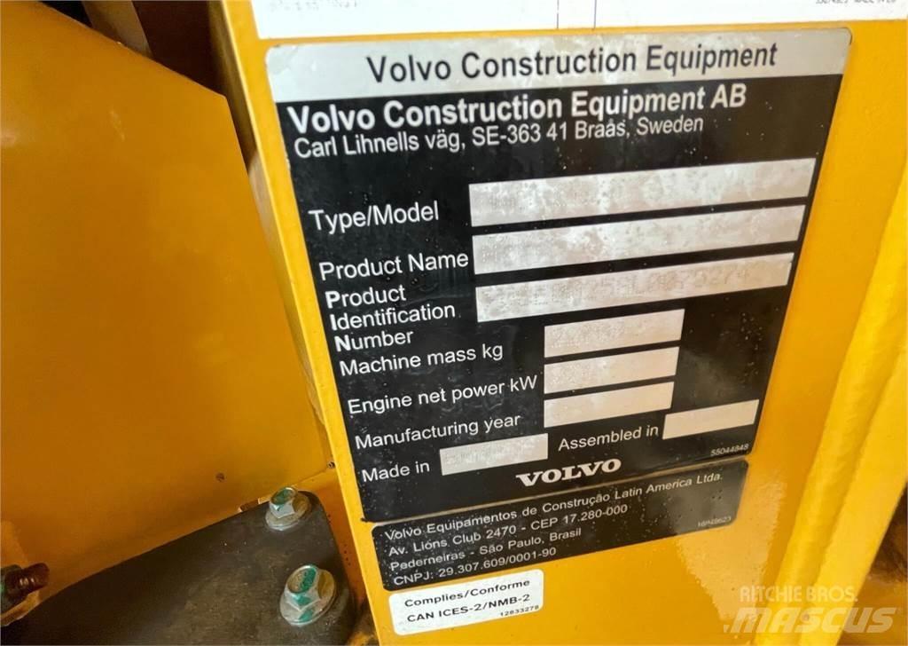 Volvo A25G Tombereau articulé