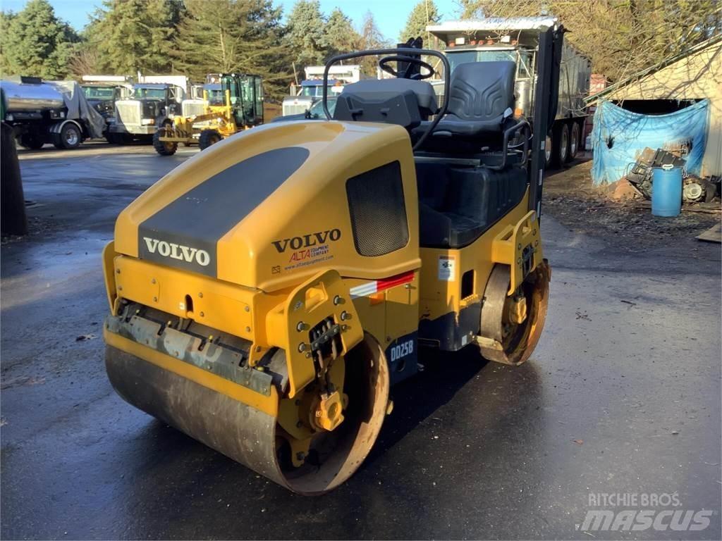 Volvo DD25B Rouleaux tandem