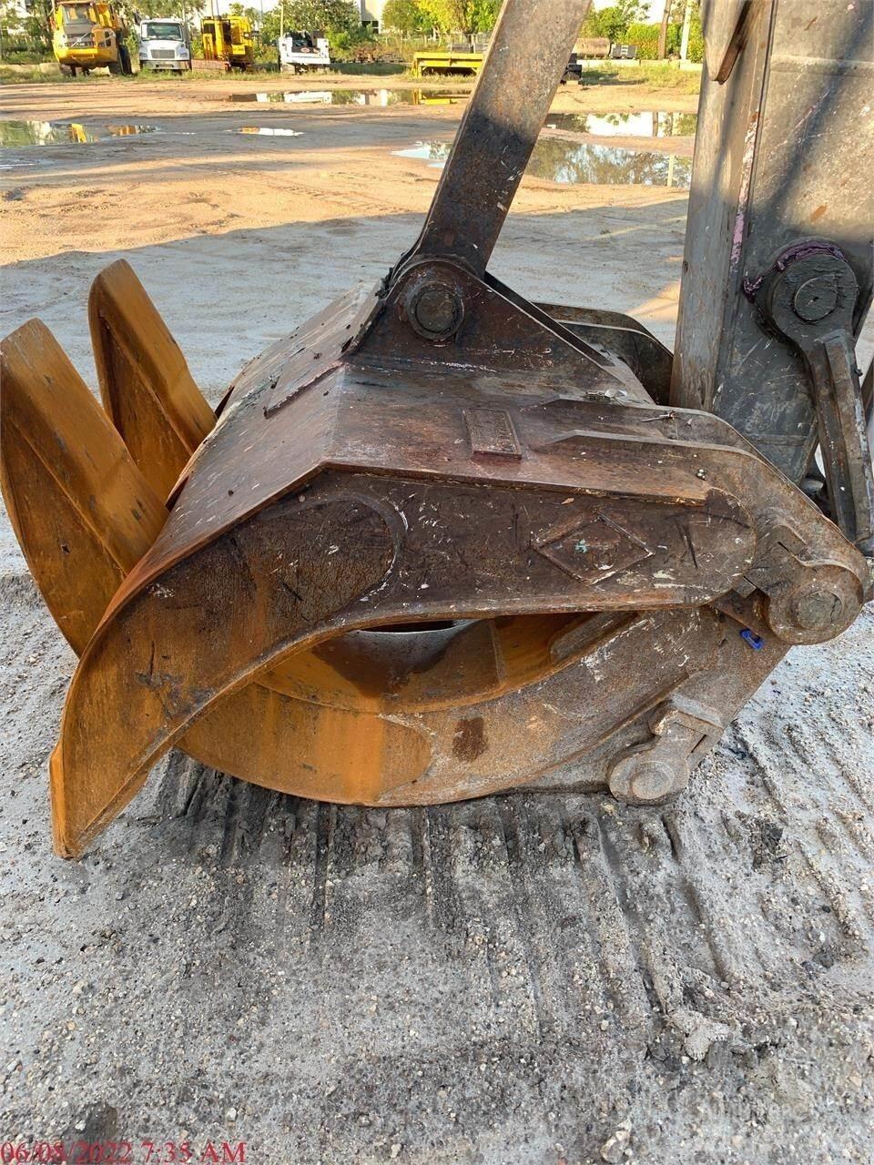 Volvo EC220EL Pelle sur chenilles