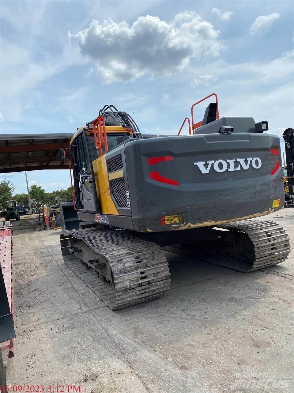 Volvo EC220EL Pelle sur chenilles