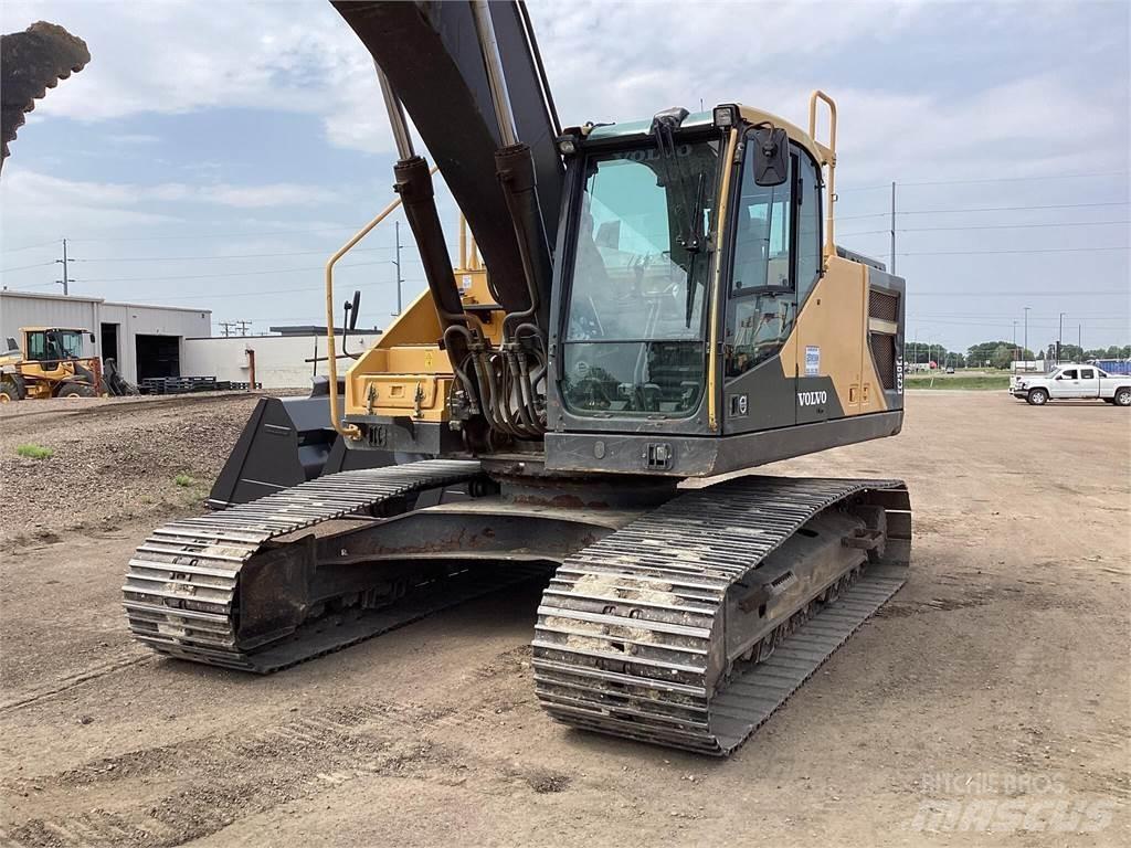 Volvo EC250EL Pelle sur chenilles