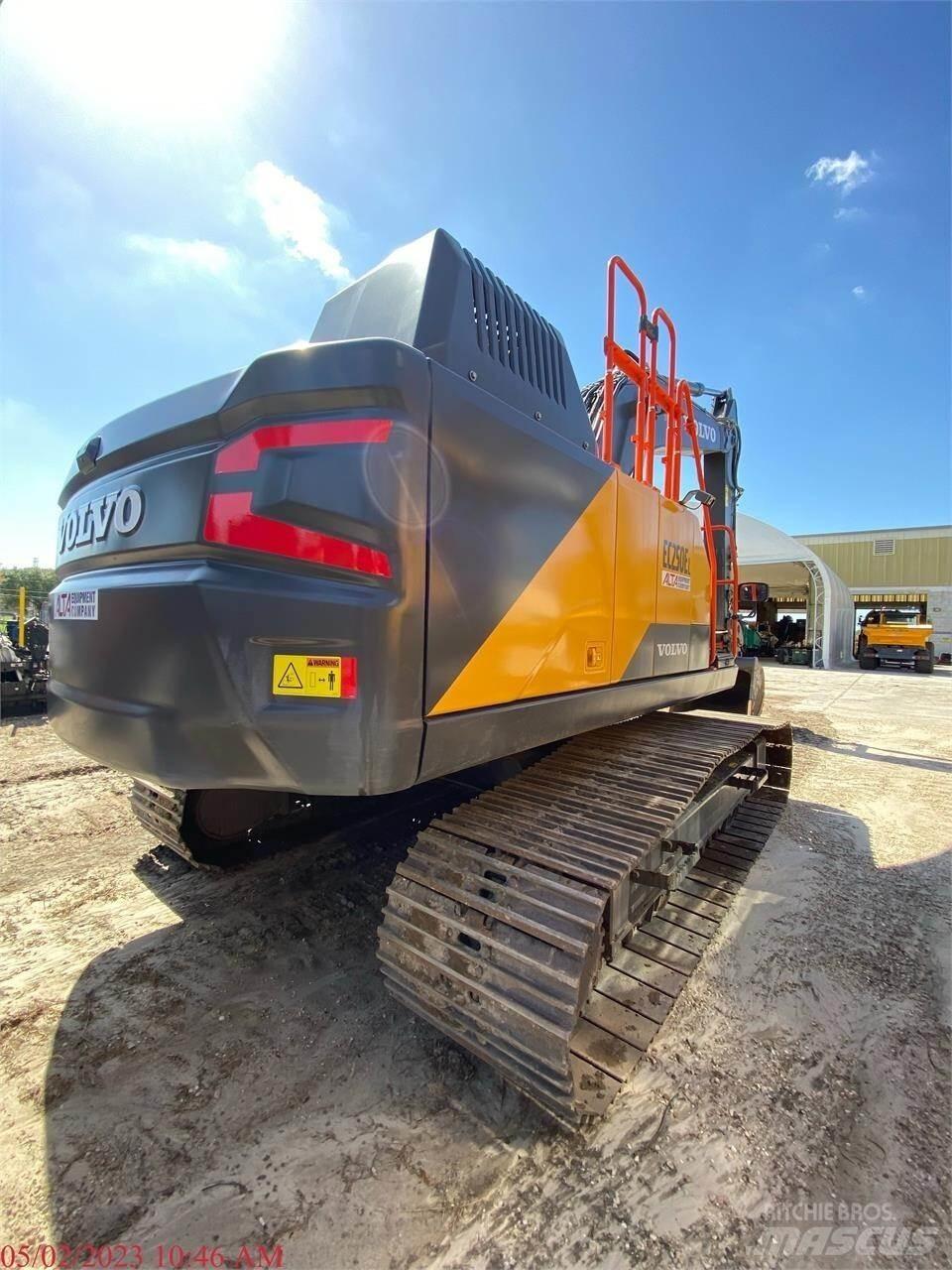 Volvo EC250EL Pelle sur chenilles
