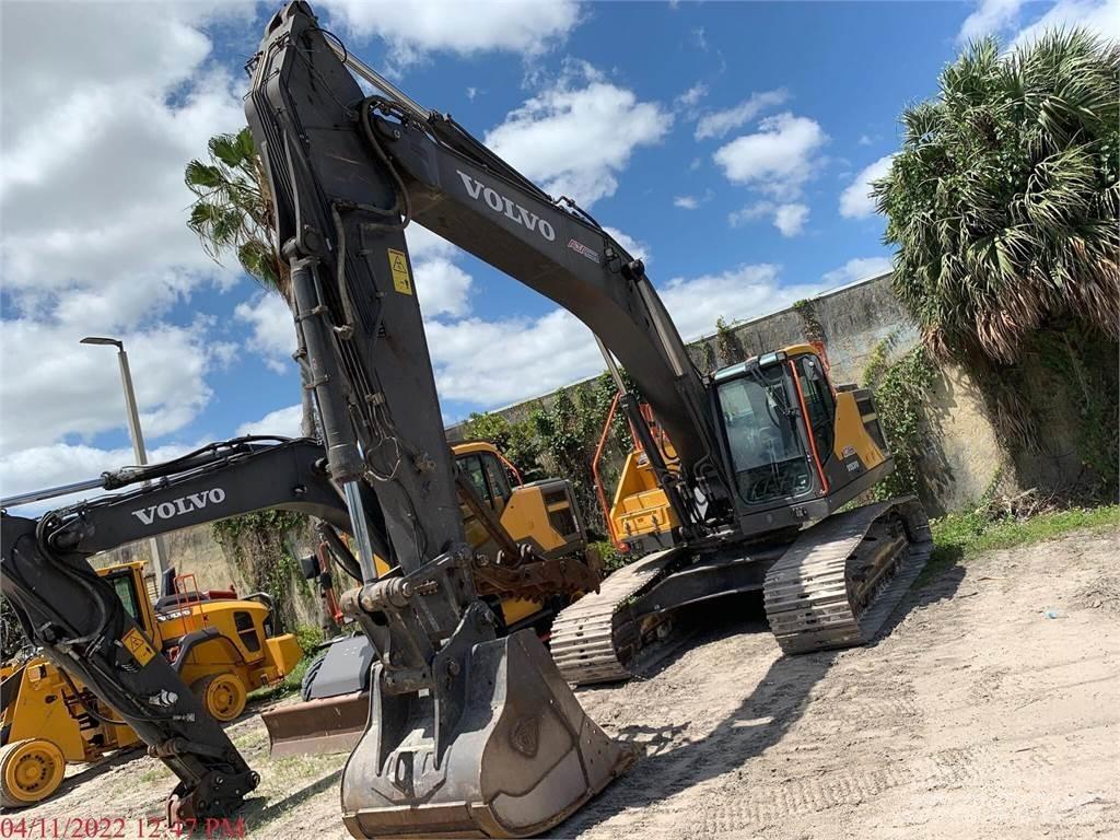 Volvo EC300EL Pelle sur chenilles