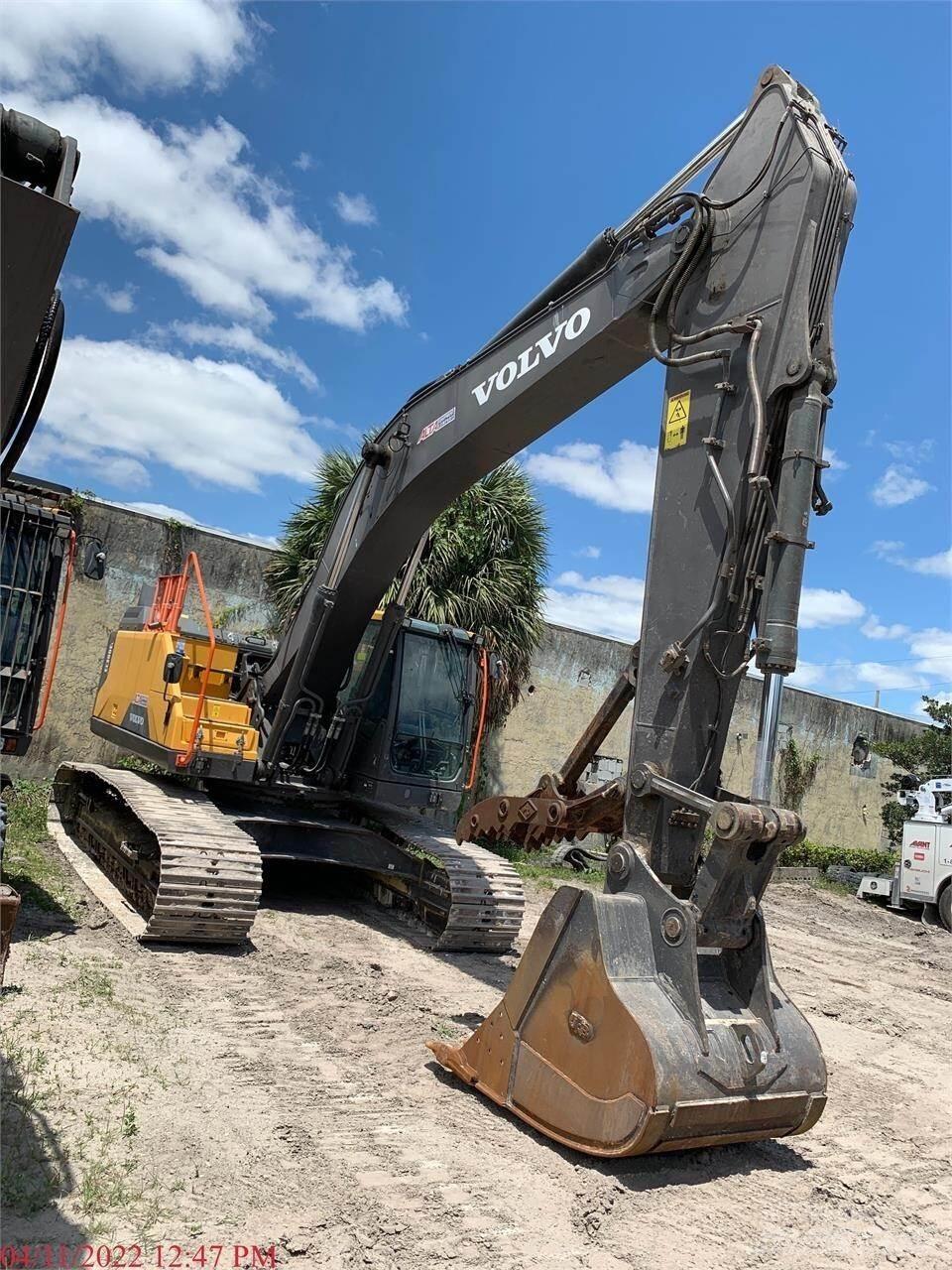Volvo EC300EL Pelle sur chenilles