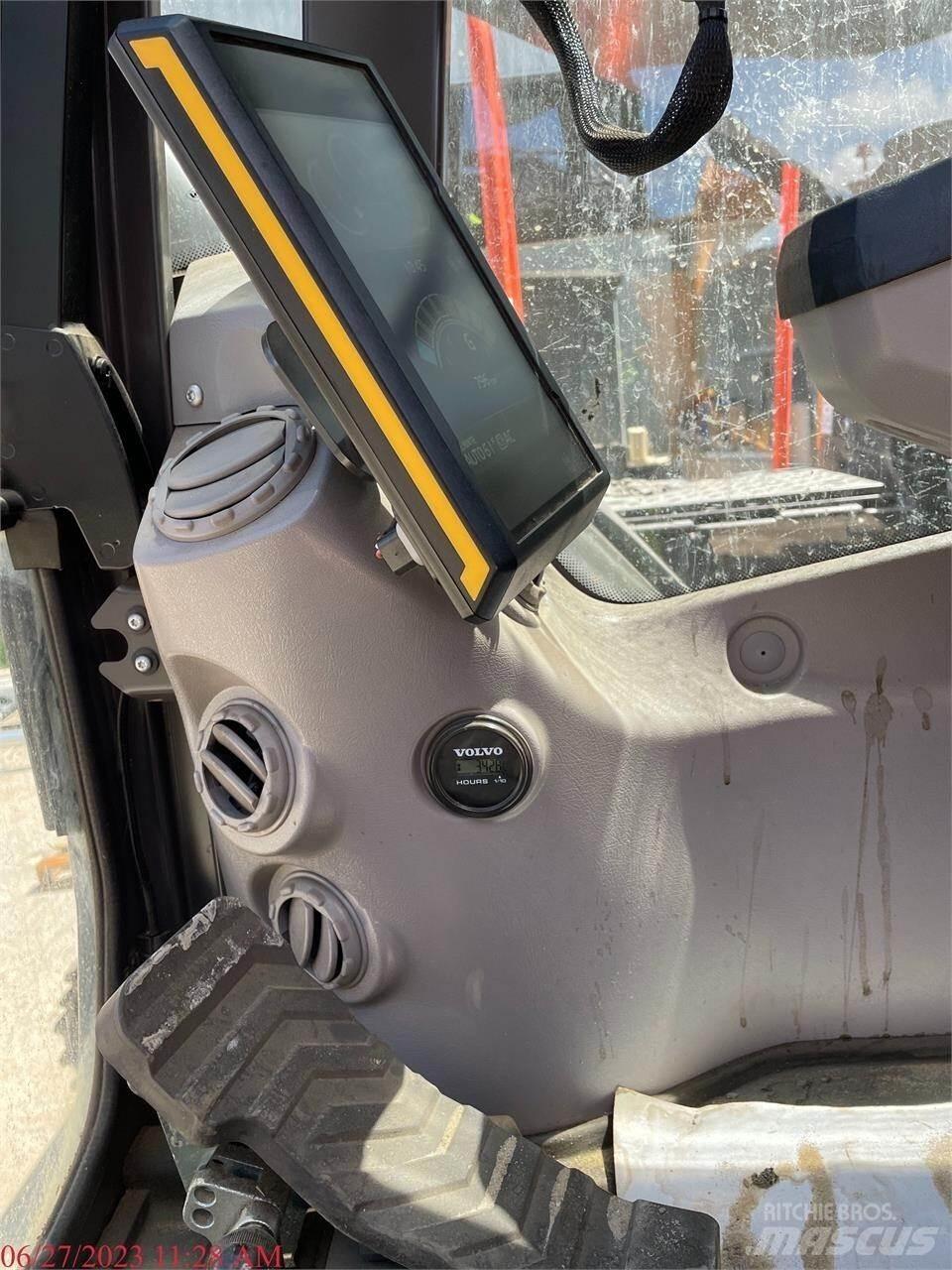 Volvo EC300EL Pelle sur chenilles