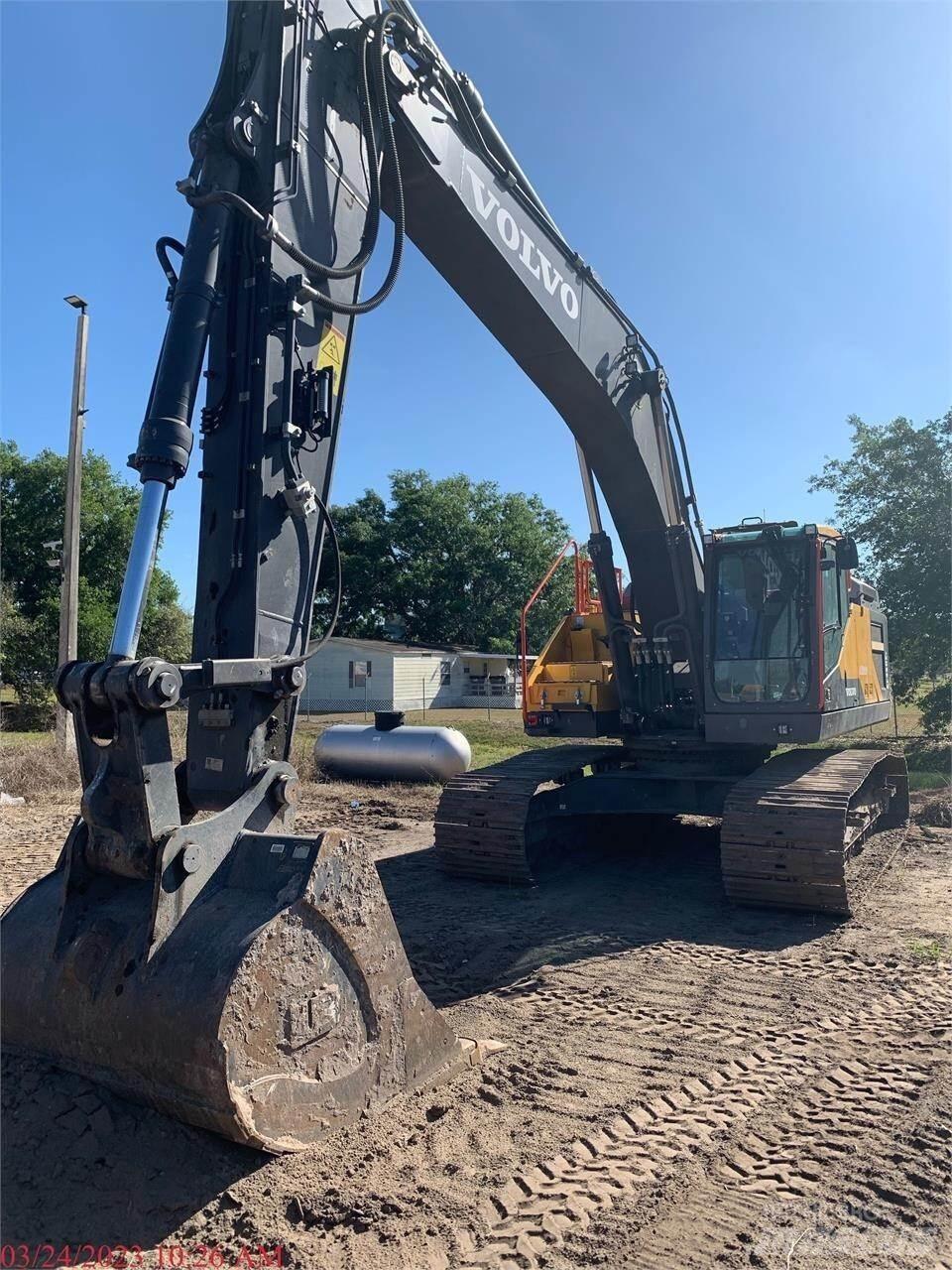 Volvo EC350EL Pelle sur chenilles