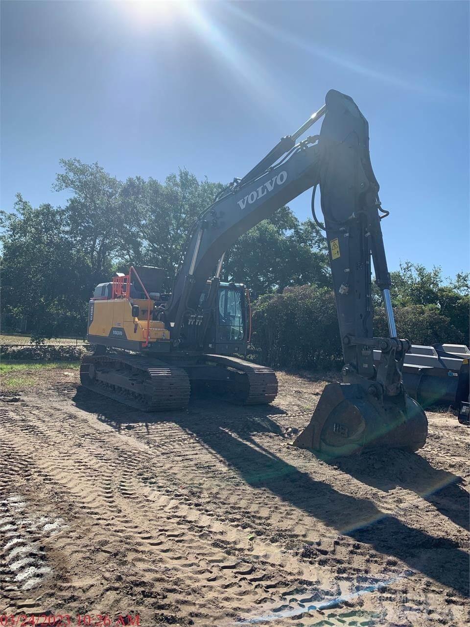 Volvo EC350EL Pelle sur chenilles