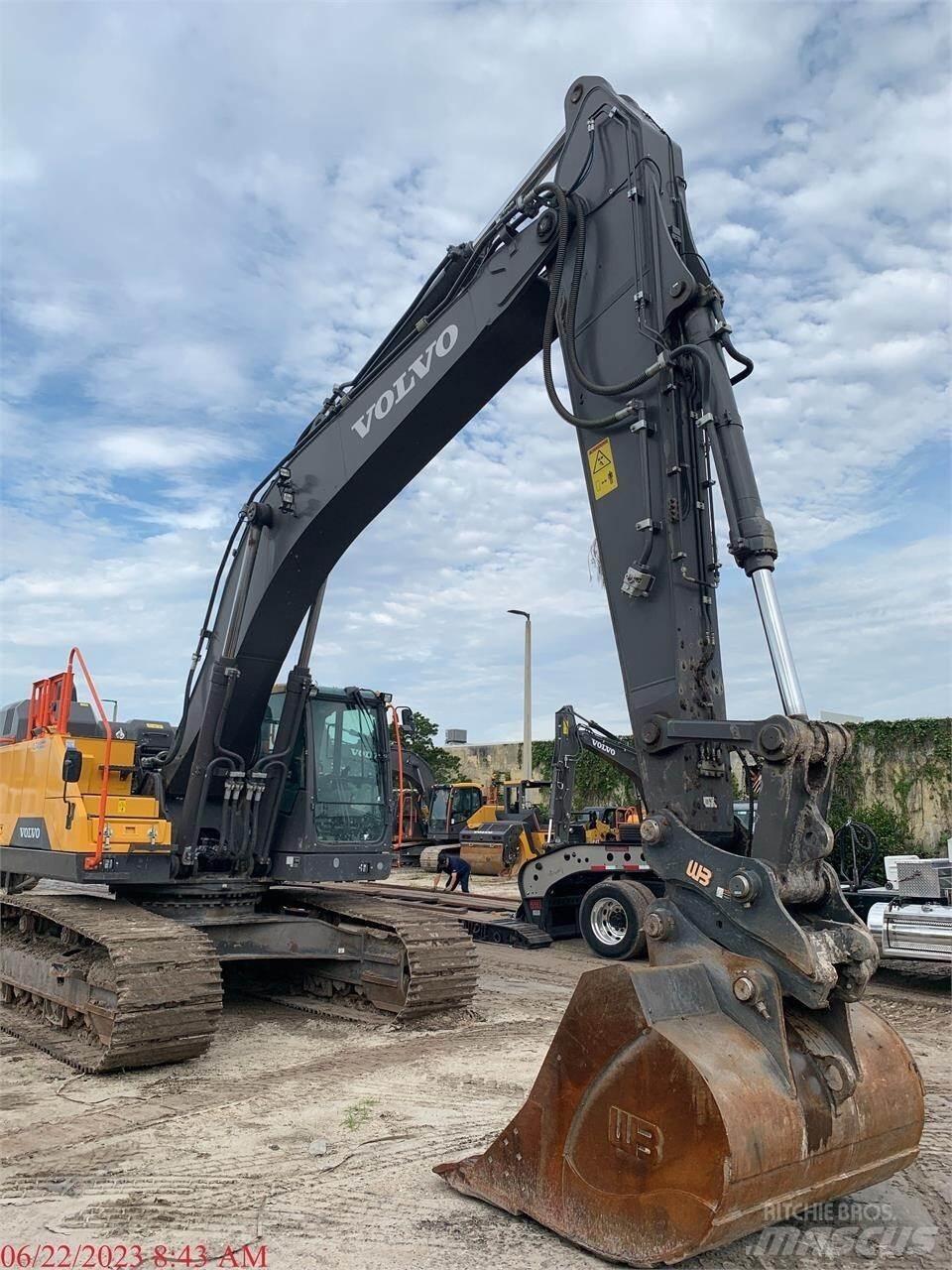 Volvo EC350EL Pelle sur chenilles